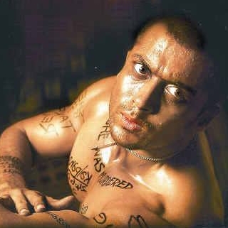 7. Ghajini's Shortterm Memory Loss Patient