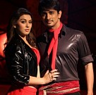 Theeya Velai Seiyyanum Kumaru