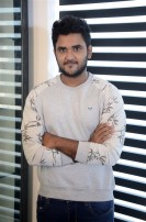 Vilaiyattu Aarambam (aka) 