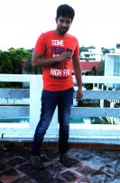 Vilaiyattu Aarambam (aka) 