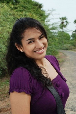 Yazh (aka) Yazh Movie