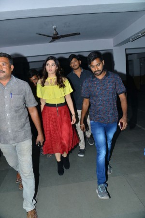 Jawan Movie Team At Chaitanya Mahila College