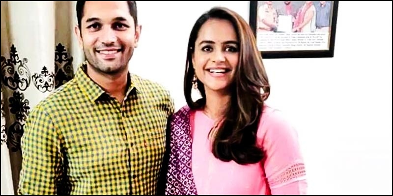 Early pictures from Mamangam heroine Prachi Tehlan wedding day here