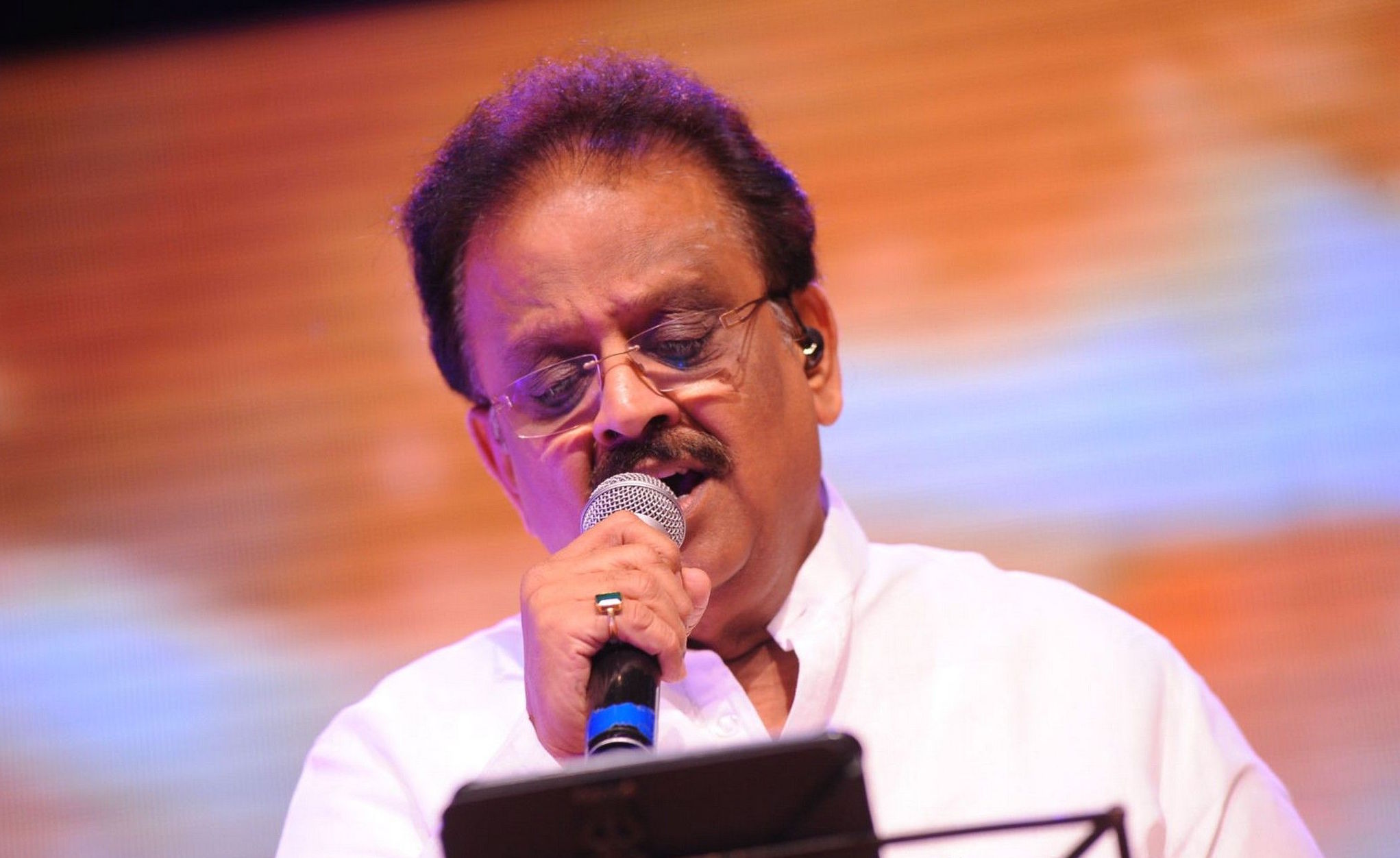 Latest shocking health update of Singer SPB, remains critical and moved to ICU