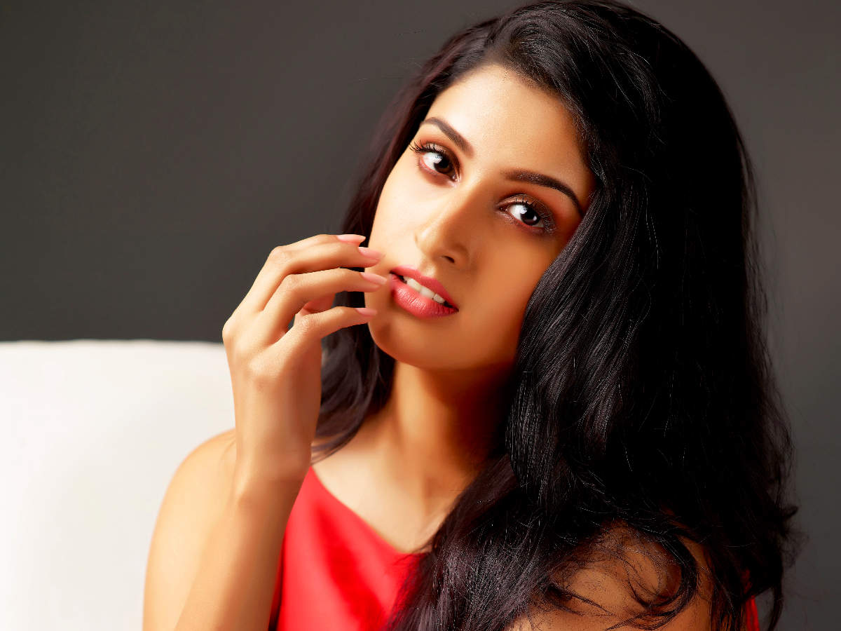 Vijay Sethupathi's heroine bags a big deal, locks this popular director S R Prabhakaran ft Tanya Ravichandran