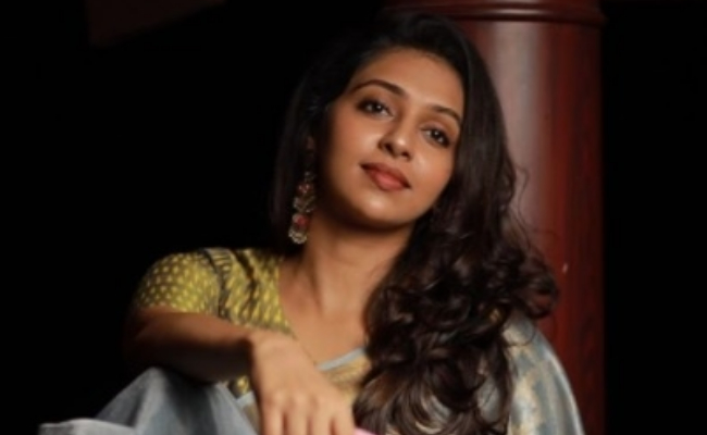 பிக்பாஸ் பற்றி லக்‌ஷ்மி மேனன் கருத்து | Actress Lakshmi menon open statement on biggboss 4 tamil goes viral