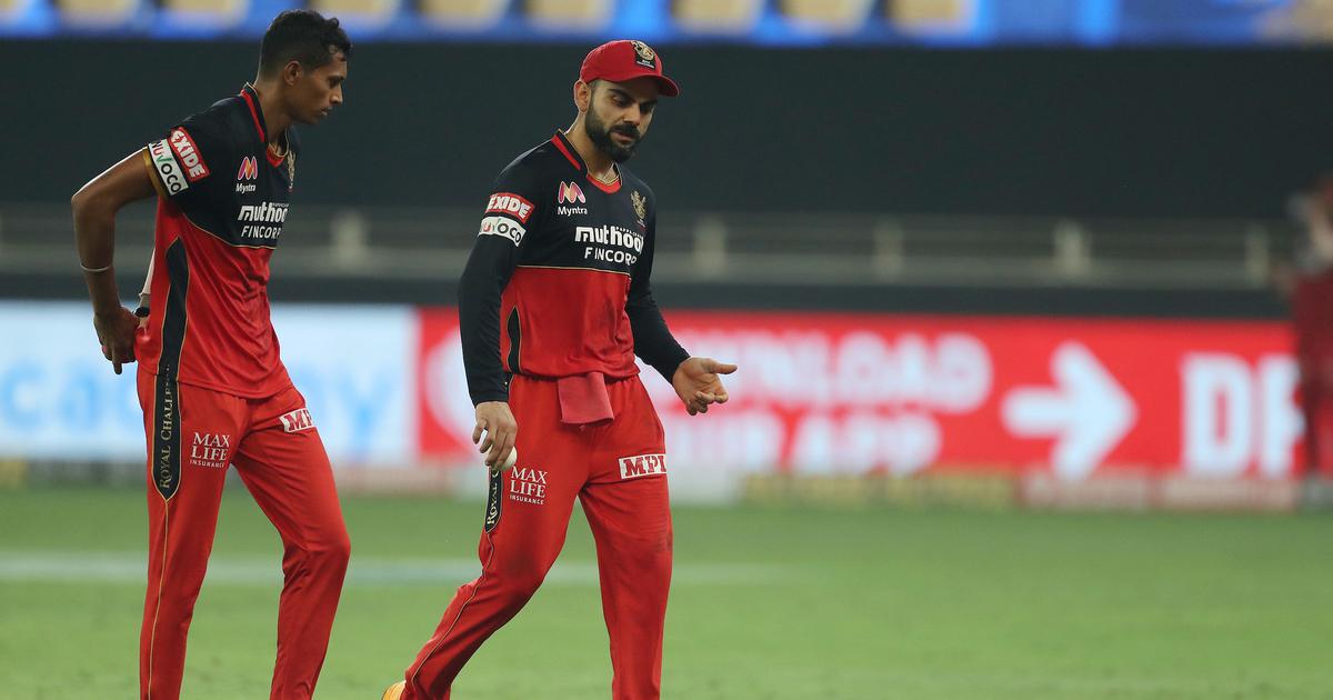 sunil gavaskar backs virat kohli to score 400 to 500 runs in ipl