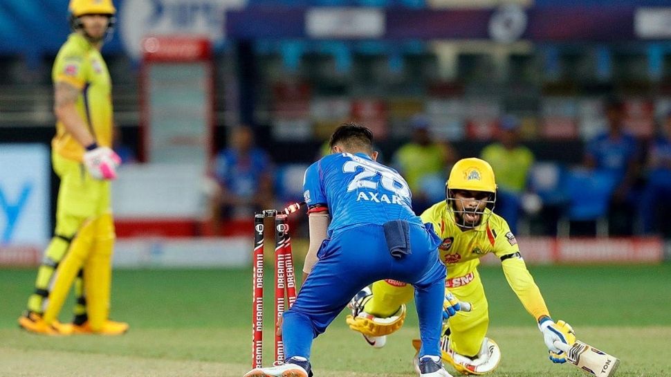 sanjay manjrekar reacts after twitter user says scared of msdhoni