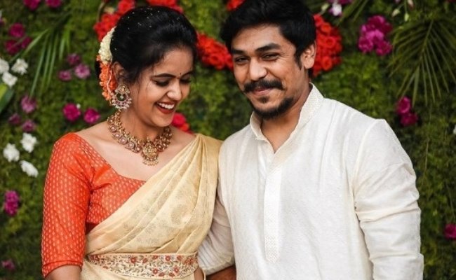 Popular Zee Tamil serial actress gets engaged to a filmmaker ft Chaitra Reddy