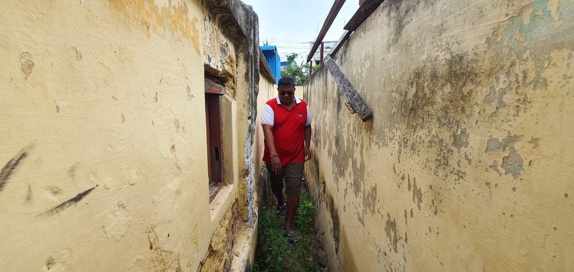 Mysskin visits theatre in Dindigul he used to see as child