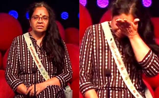 malayalam biggboss Bhagyalakshmi sad incident பிக்பாஸ் வீட்டில் கதறிய நடிகை