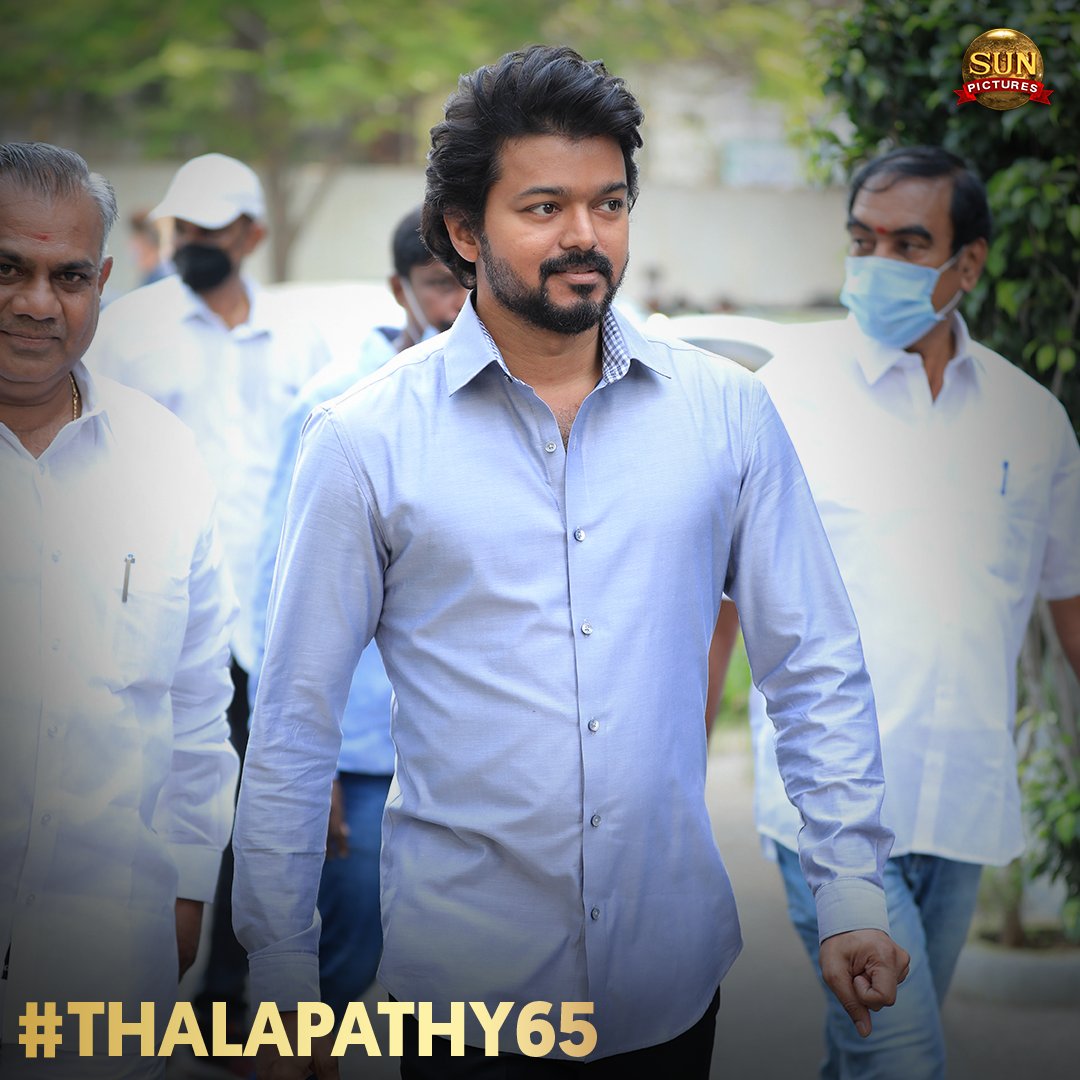 Vijay’s macho look from Thalapathy 65 Pooja is trending; viral pics here