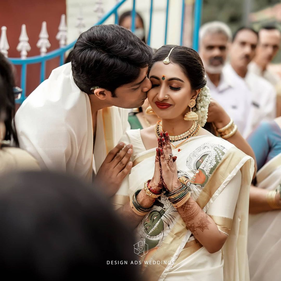 Popular actress gets married to the love of her life in a dreamy ceremony; viral pics Utthara Unni