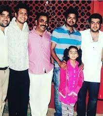  rare THROWBACK pic of Thala and Thalapathy together