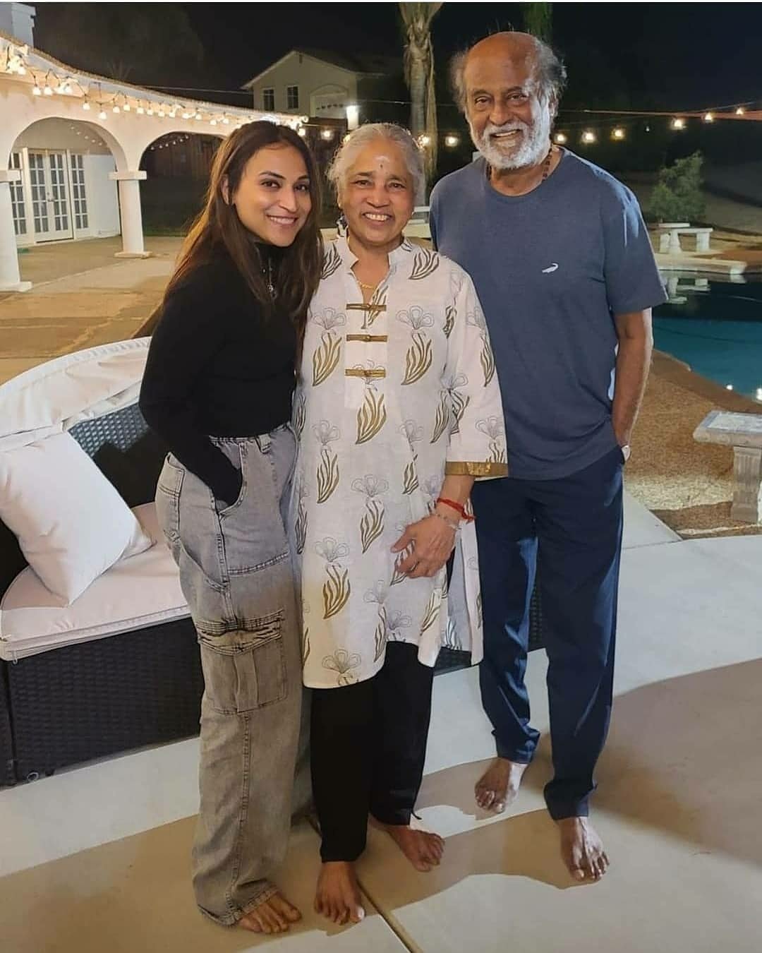 Superstar Rajinikanth's recent pics from US are super gethu; viral