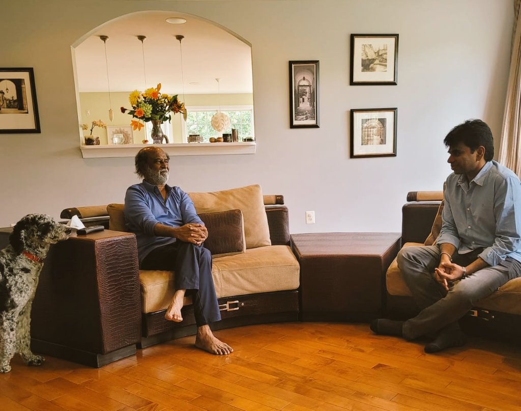 Superstar Rajinikanth's recent pics from US are super gethu; viral