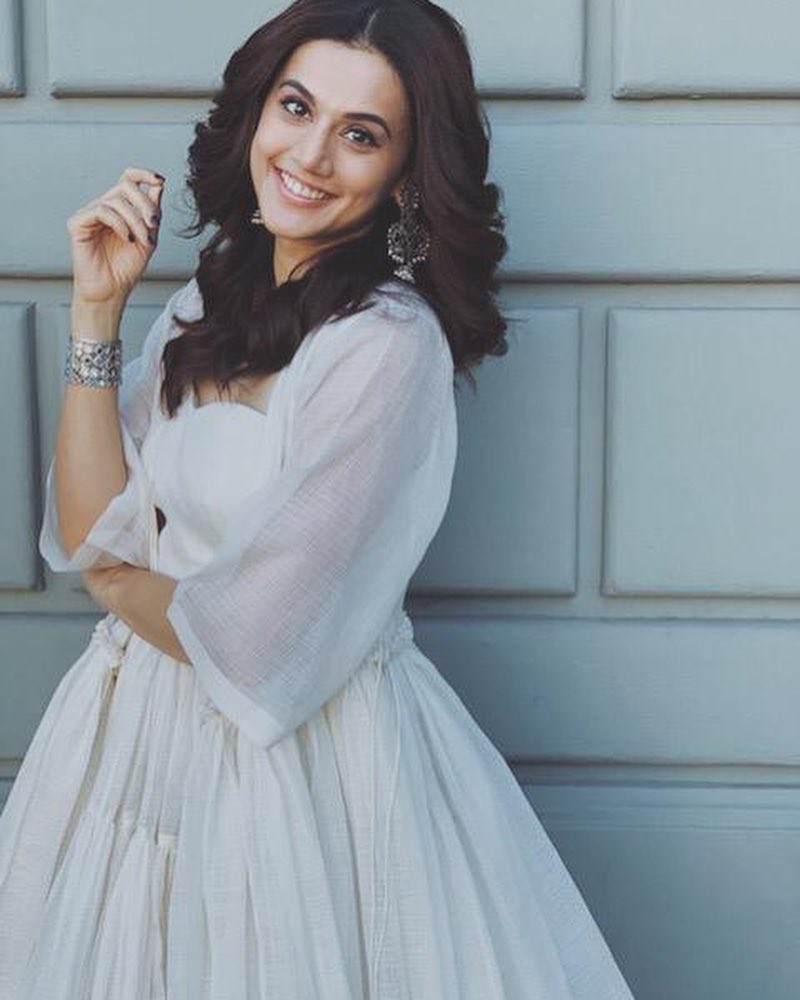 New beginnings for Taapsee Pannu as the Aadukalam actress announce exciting news ft outsiders films
