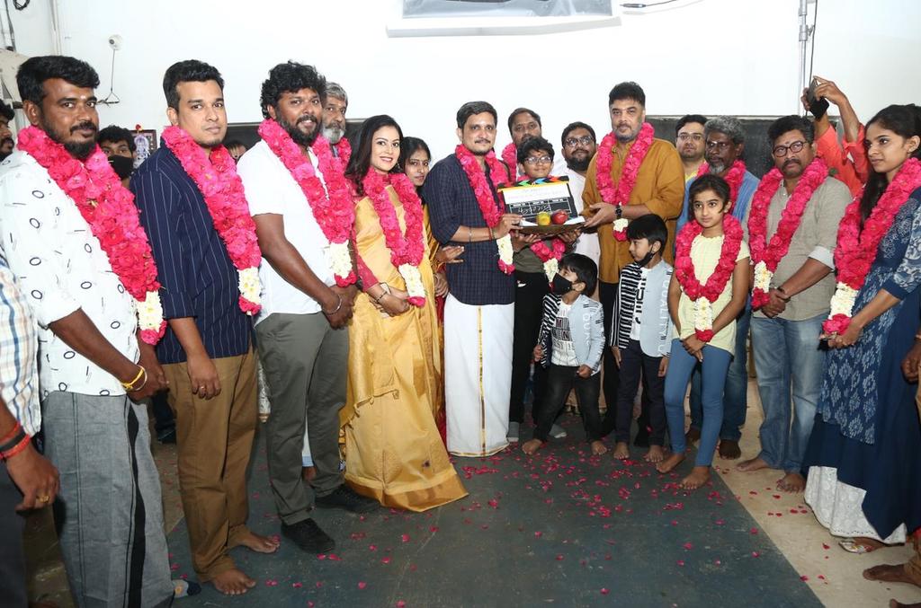 Sundar C's crime thriller with dual heroine welcomes this actress ft Tanya Hope, Mani Seiyon