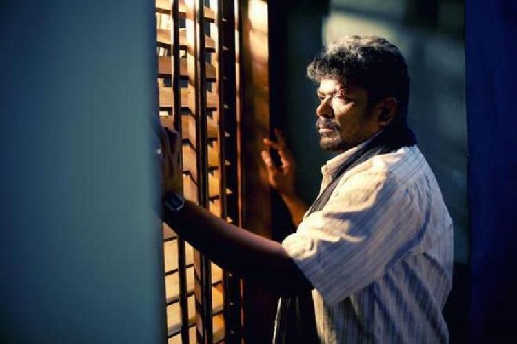 Wow - Parthiepan heaps praises on this hero; shares BTS pic from the sets of his next - Fans super excited