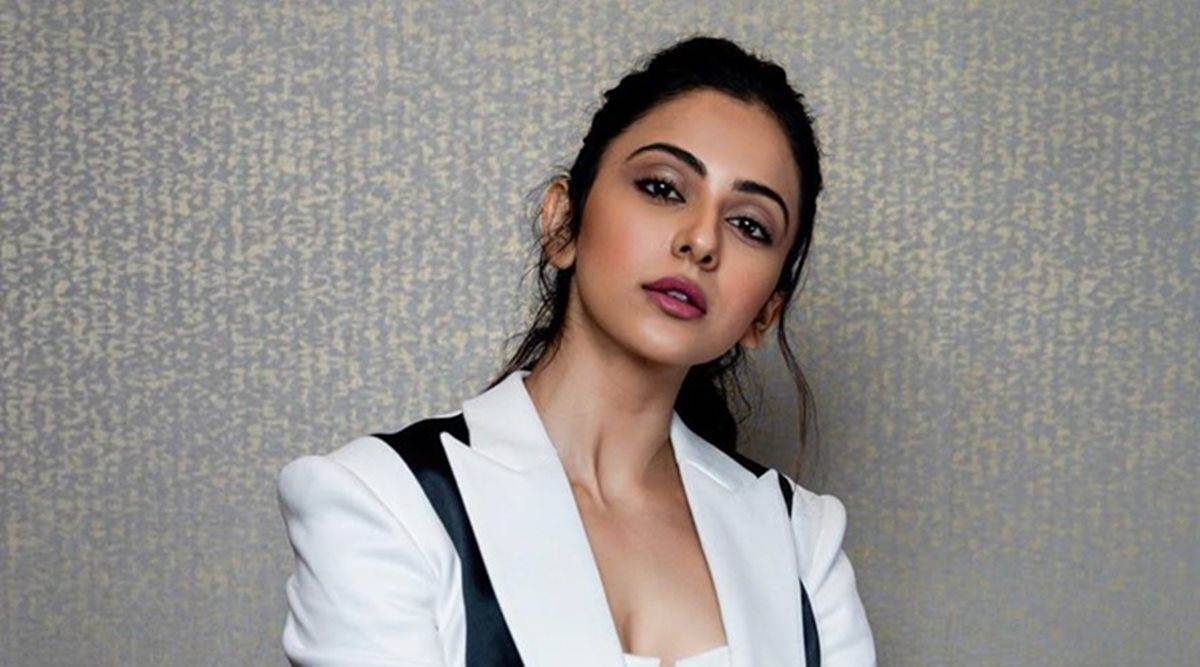 This popular Tamil actress appears before Enforcement Directorate in connection with 2017 drug case ft Rakul Preet Singh