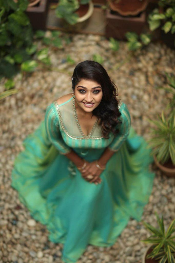 This popular Sun TV and Vijay TV serial actress announces her second pregnancy in style ft Neelima Rani