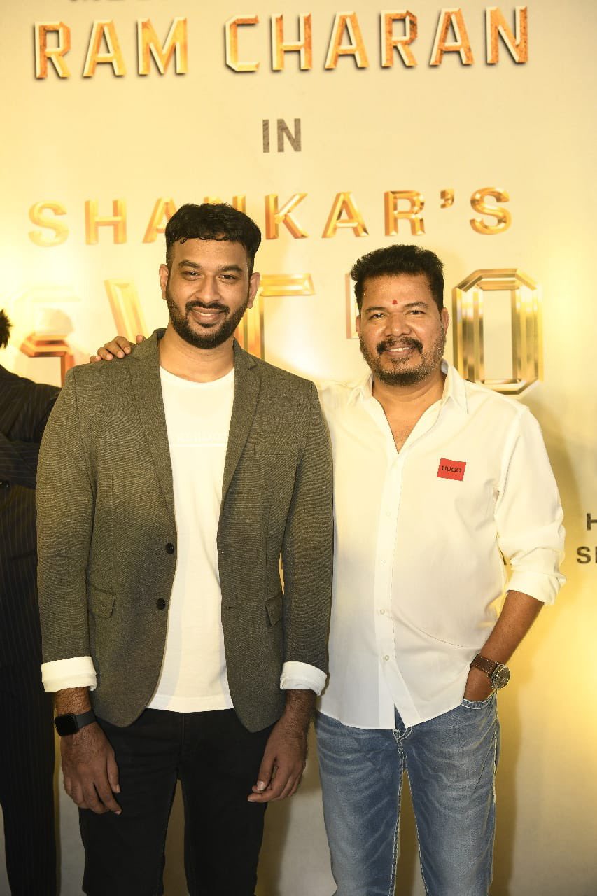 This popular Tamil celebrity confirms his role in Shankar and Ram Charan’sRC15 ft lyricist Vivek