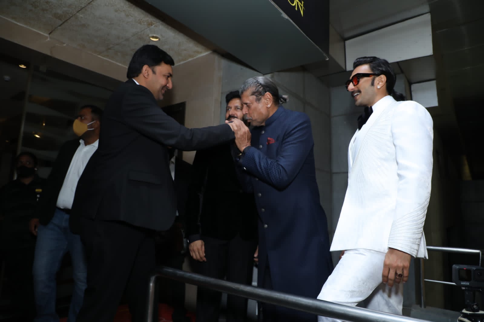 83 movie mumbai premiere photos goes viral in social media 
