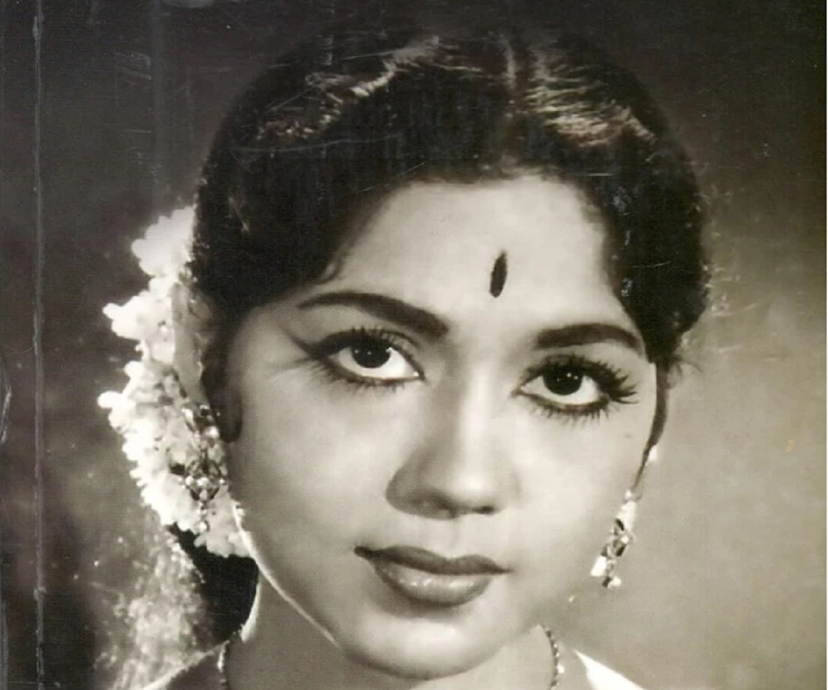 On behalf of tamil actors Nasser wishes Padma Shri sowcar Janaki