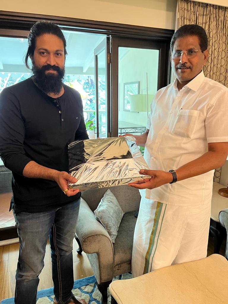 KGF star Yash becomes the brand ambassador for Ramraj Cottons