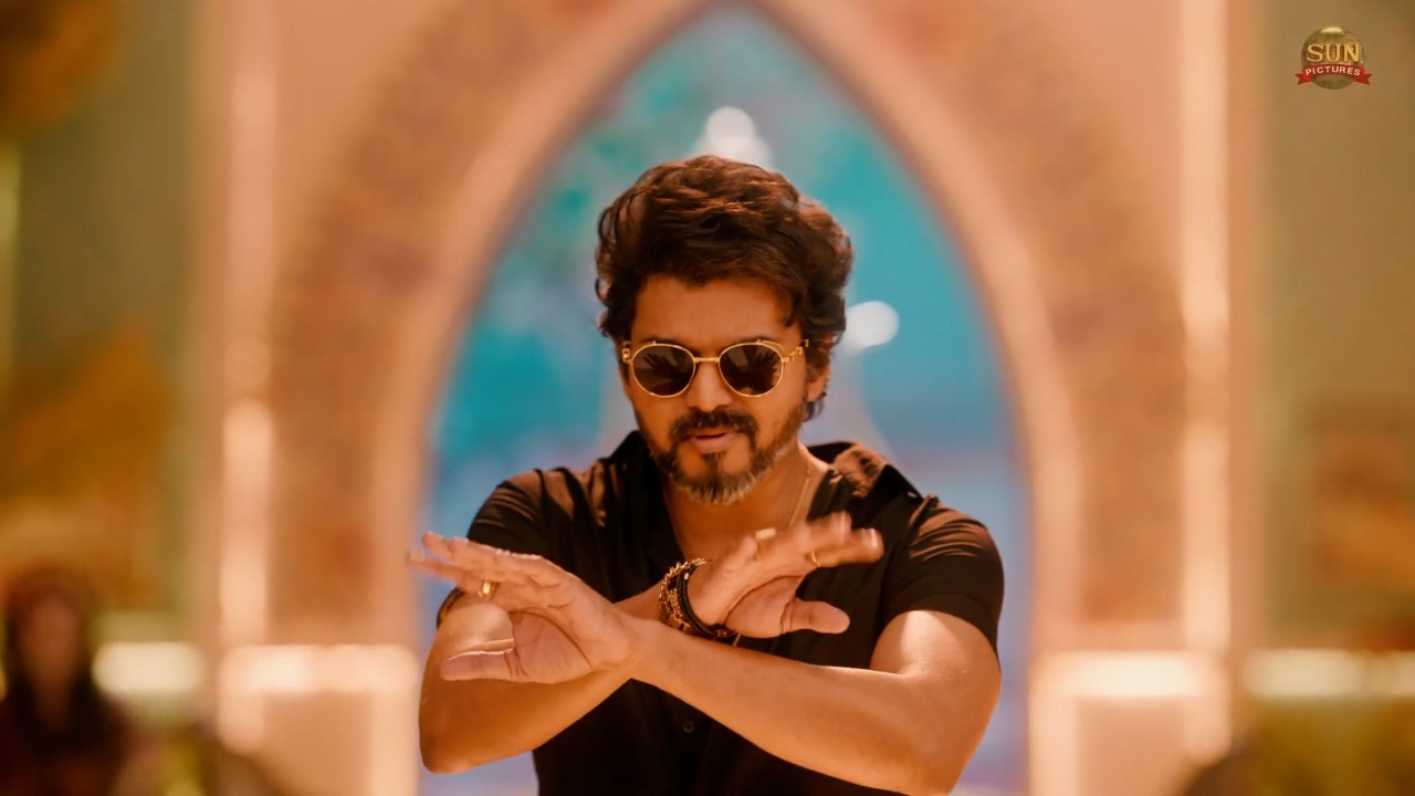 Thalapathy Vijay and Pooja Hegde's Arabic Kuthu from Beast; Anirudh, Sivakarthikeyan, Jonita