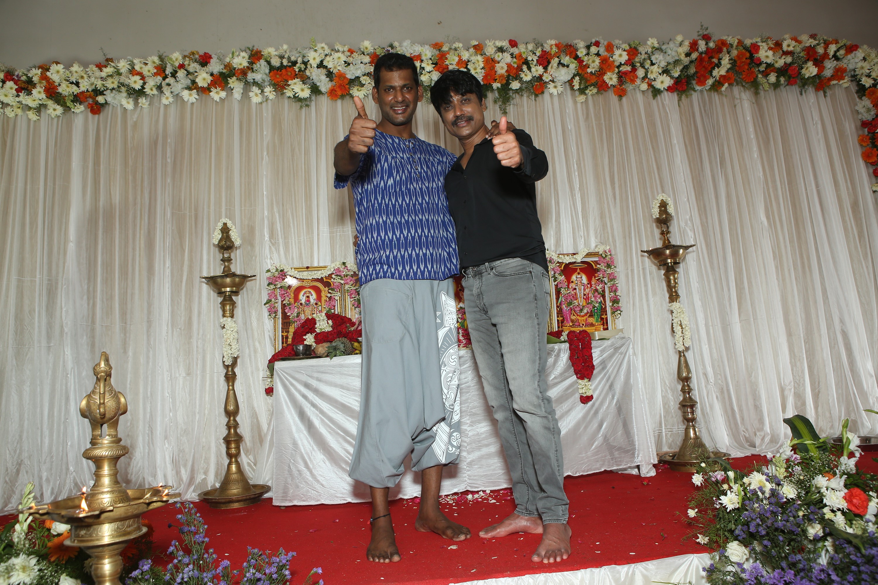 Vishal and SJ Suryah 'Mark Antony' shoot with pooja today!