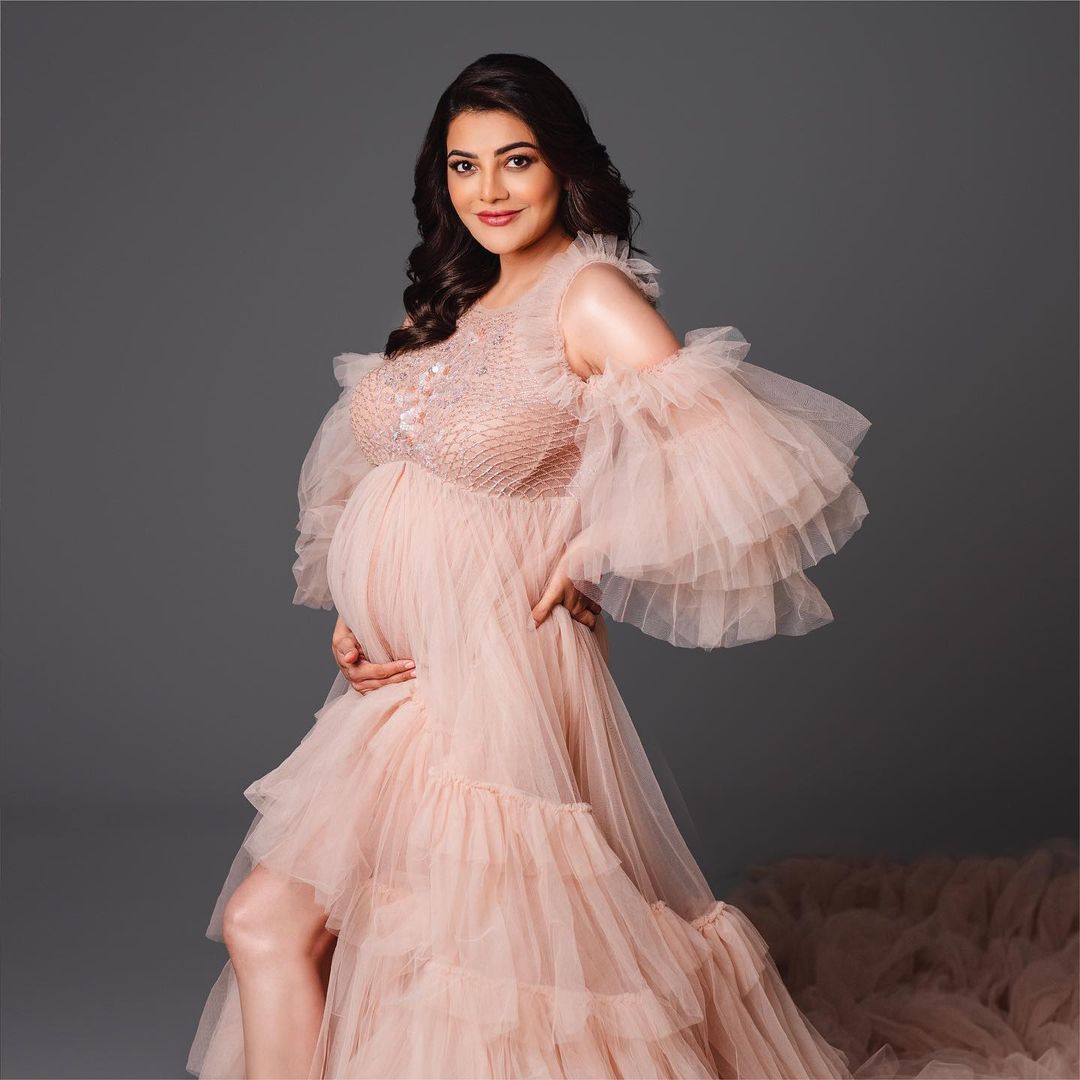 Rashmi Jayaraj Pregnancy Photoshoot Pictures Videos Goes Viral