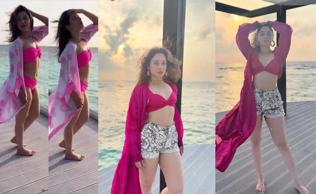 Tammannah Bhatia Latest Photoshoot Pictures goes viral