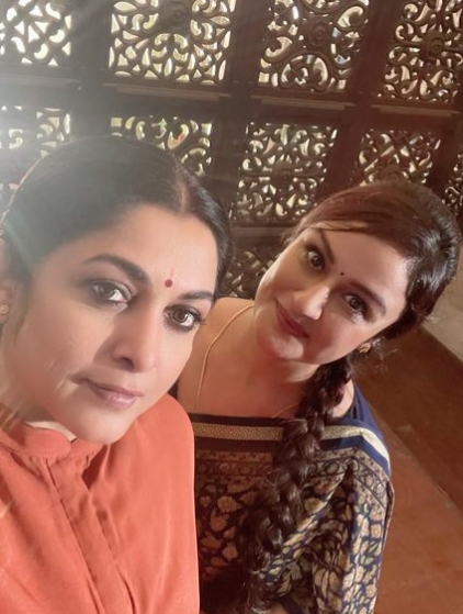Ramya Krishnan and Sonia agarwal queen 2 sets viral pic