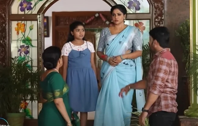 Bhagyalakshmi serial engaging episode gopi Radhika clash