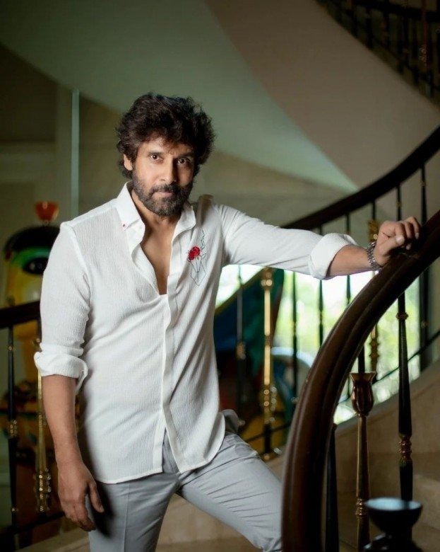 Actor Vikram Admitted in Alwarpet Hospital due to illness