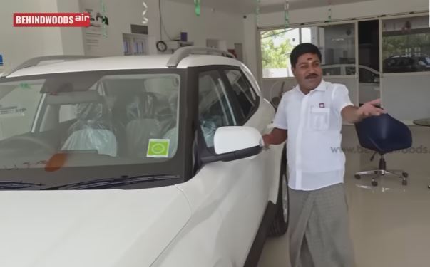 Youtube fame GP Muthu New hyundai venue Car Viral 