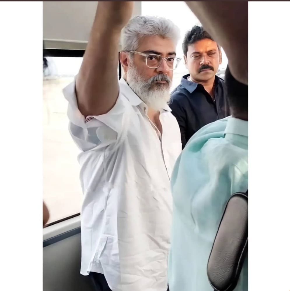 Ajith Kumar AK with Fans Airport Video Goes Viral