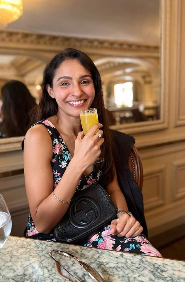 Andrea Jeremiah with her friends Paris France vacation