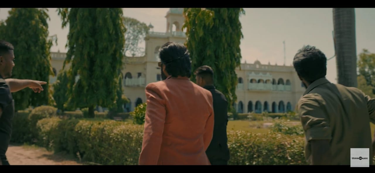 Simbhu GVM ARR Venthu Thaninthathu Kaadu Movie Trailer