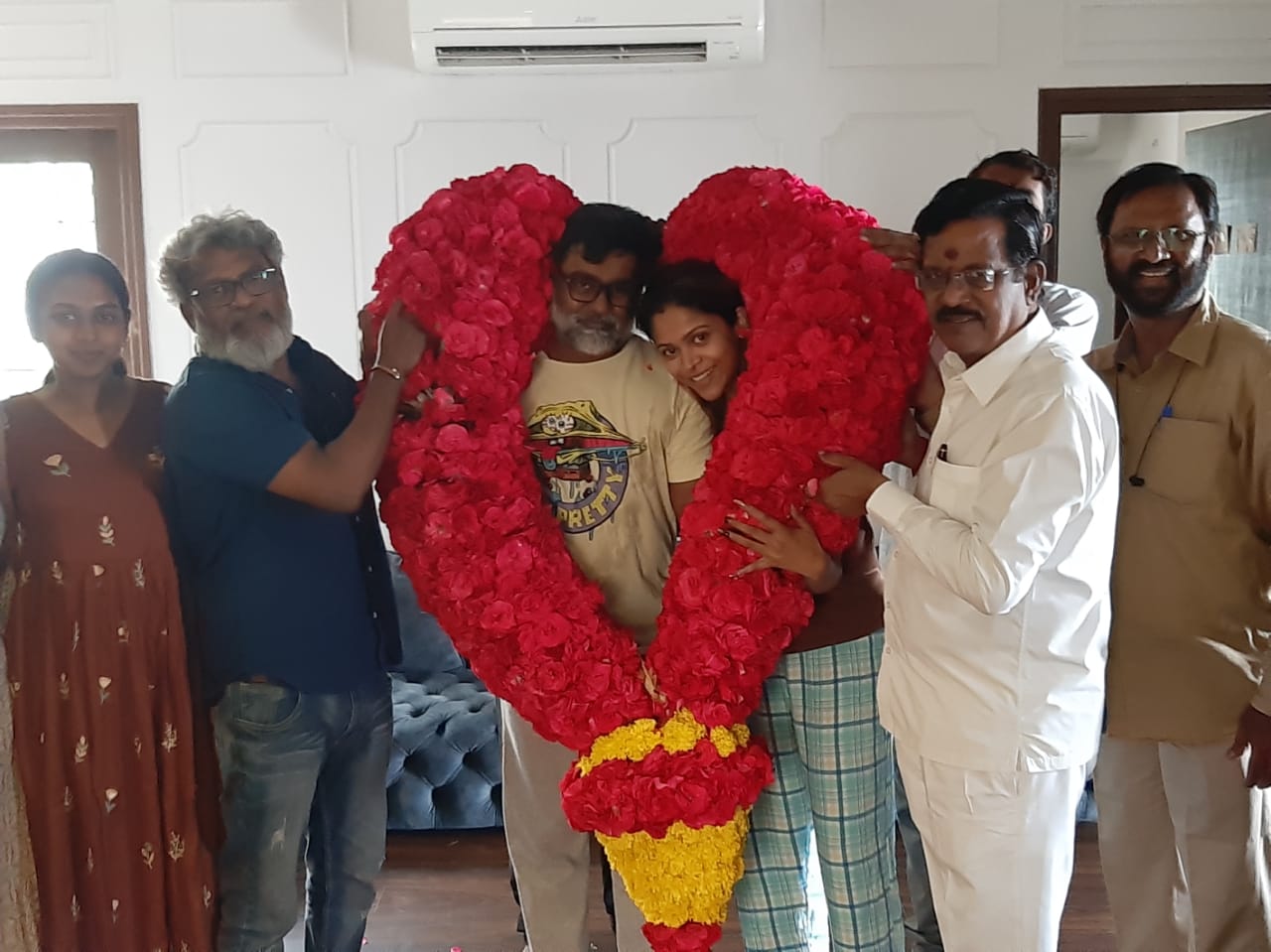 Nane Varuven Producer kalaipuli Thanu Meet Director Selvaraghavan