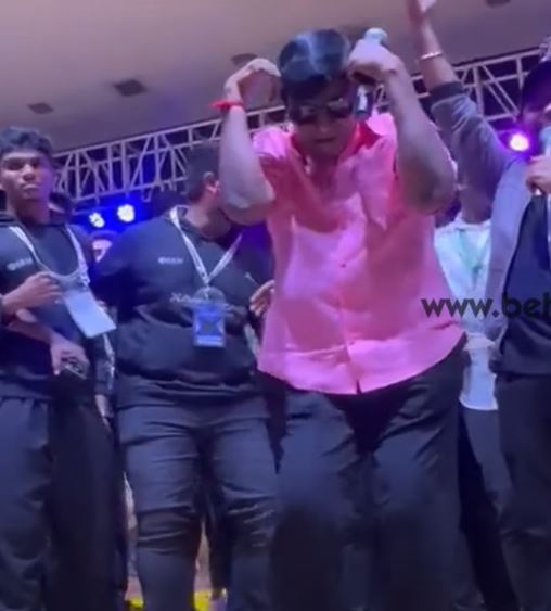 Vadivelu dance and sing along with students video gone viral