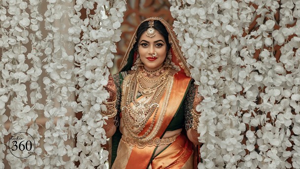 Actress Poorna Gets Married to a Business Man Viral Photos
