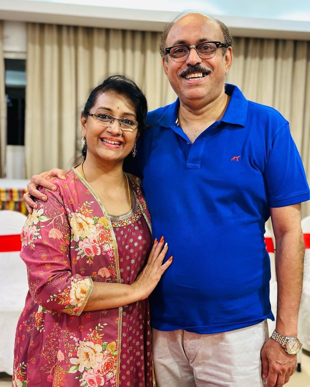 Keerthy Suresh Celebrating Her Parents Birthday 