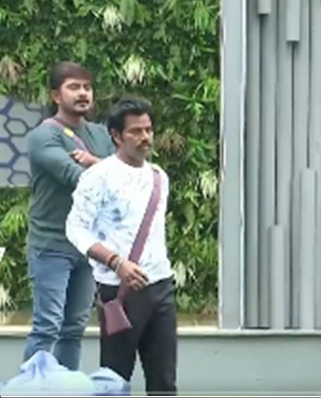 BiggBoss 6 Tamil Azeem asks myna to be his lawyer in court task 