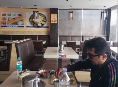 Sarath kumar ate breakfast at A2B Hotel