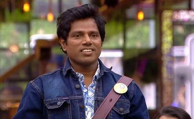 Janany about her friendship with amudhavanan in bigg boss house