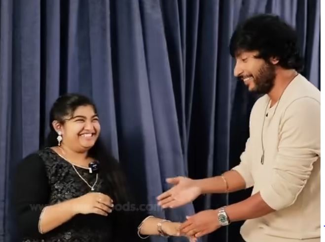 RJ Balaji Haters meet vith fans viral video