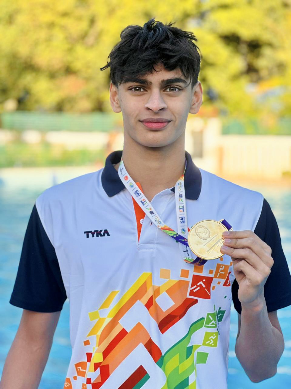 Madhavan son vedaant wins gold medals in swimming