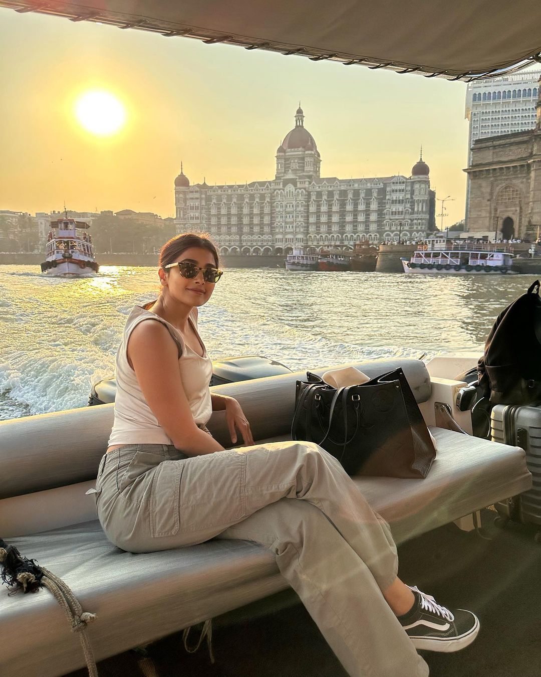 Pooja Hegde Roaming around on Mumbai Arabian sea